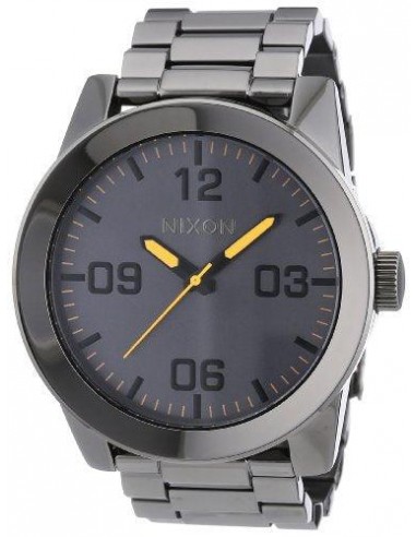 Nixon Men's Bracelet Watch - Corporal SS Japanese Quartz Grey Dial Grey | A3461235 À commander